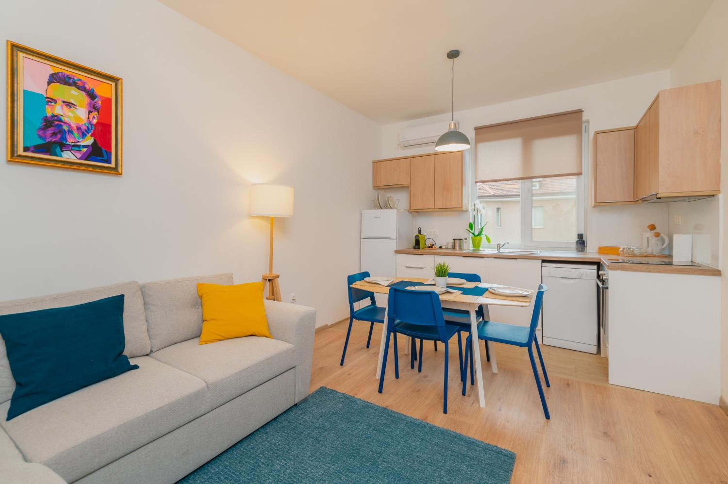 Bright Urban Retreat: Central Sofia 1 BD Apartment