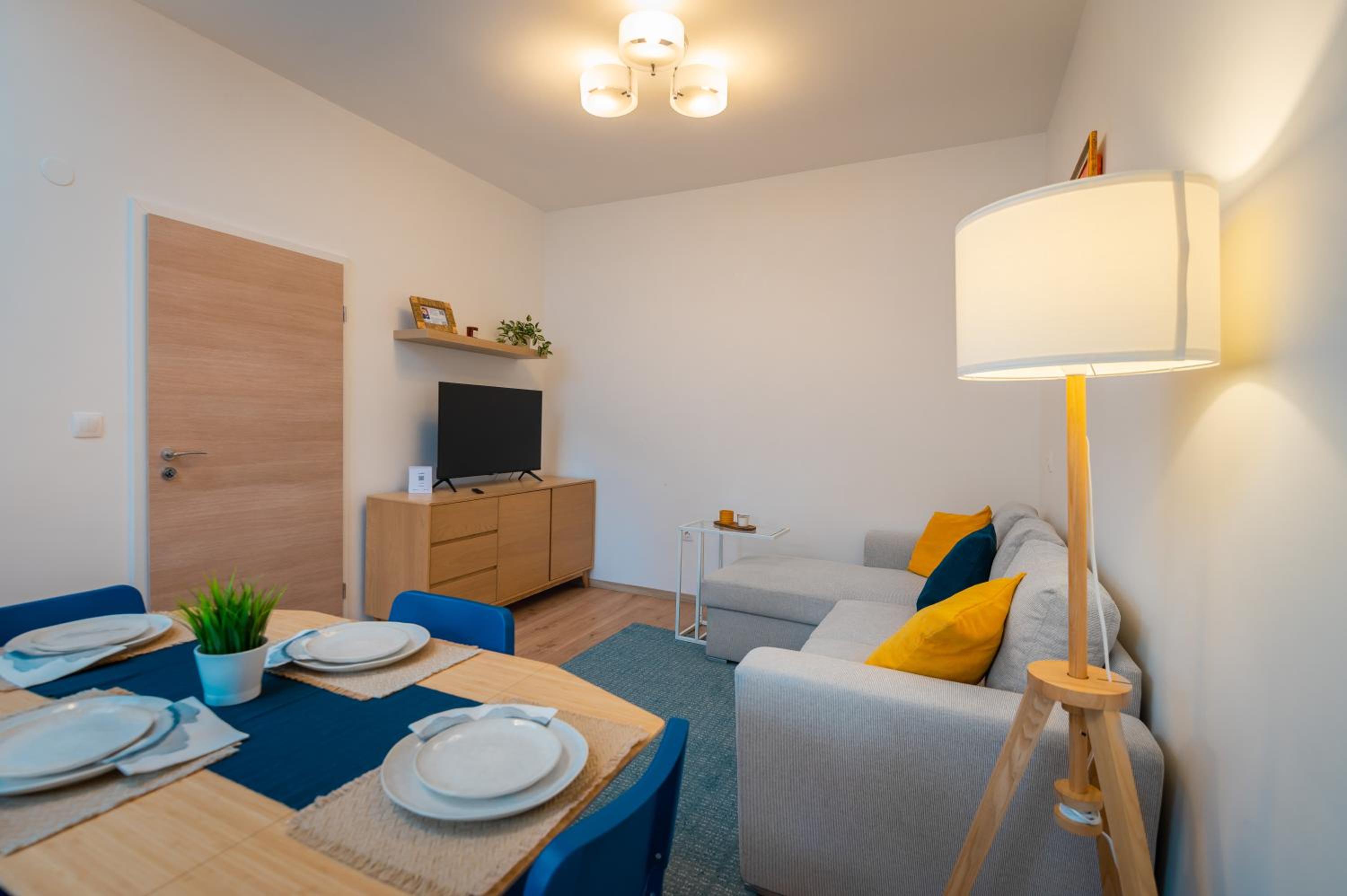 Bright Urban Retreat: Central Sofia 1 BD Apartment