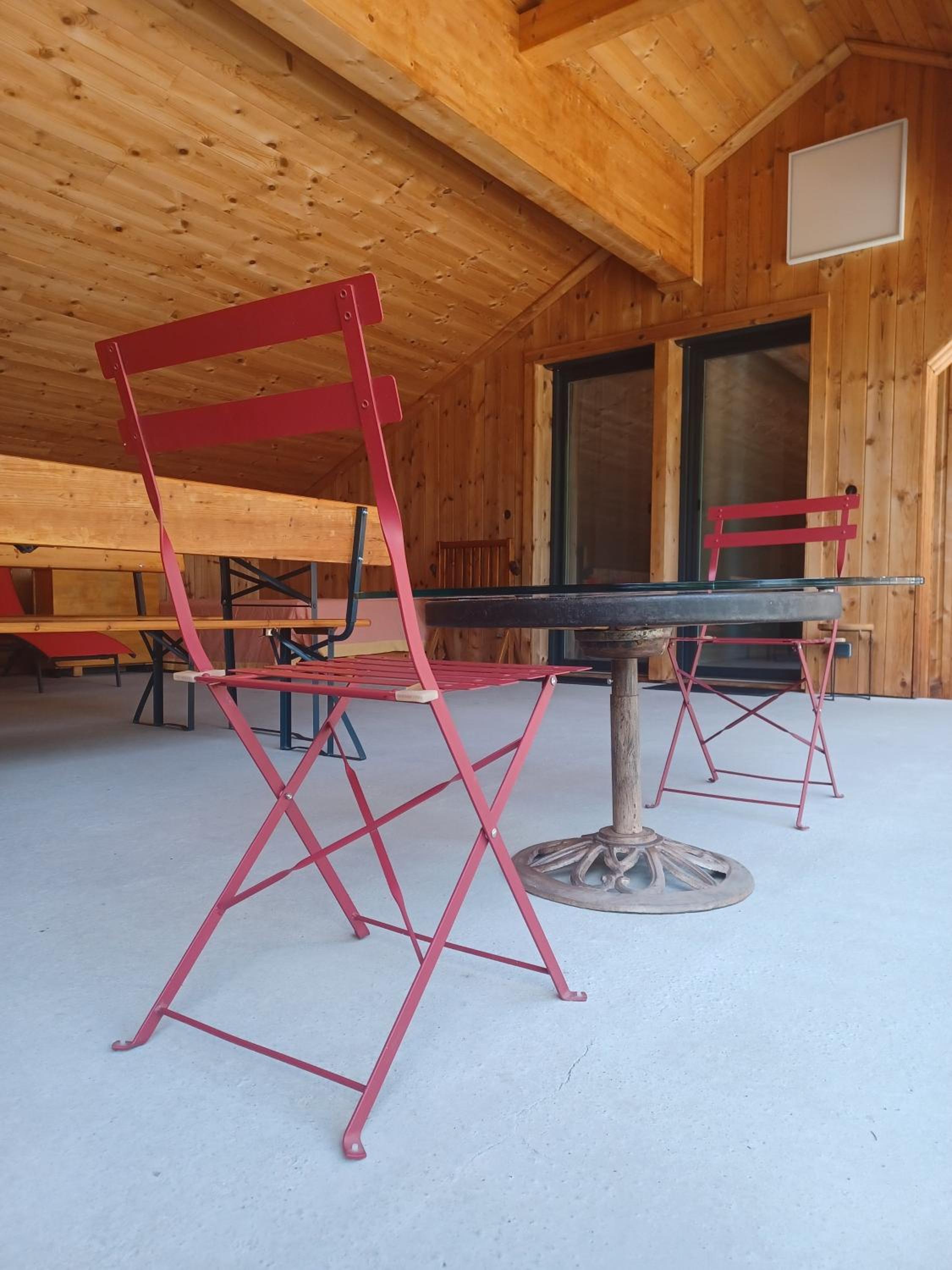 Chalet Les Cols - Chambres avec terrasse & jardin - proche de la nouvelle gare view 4