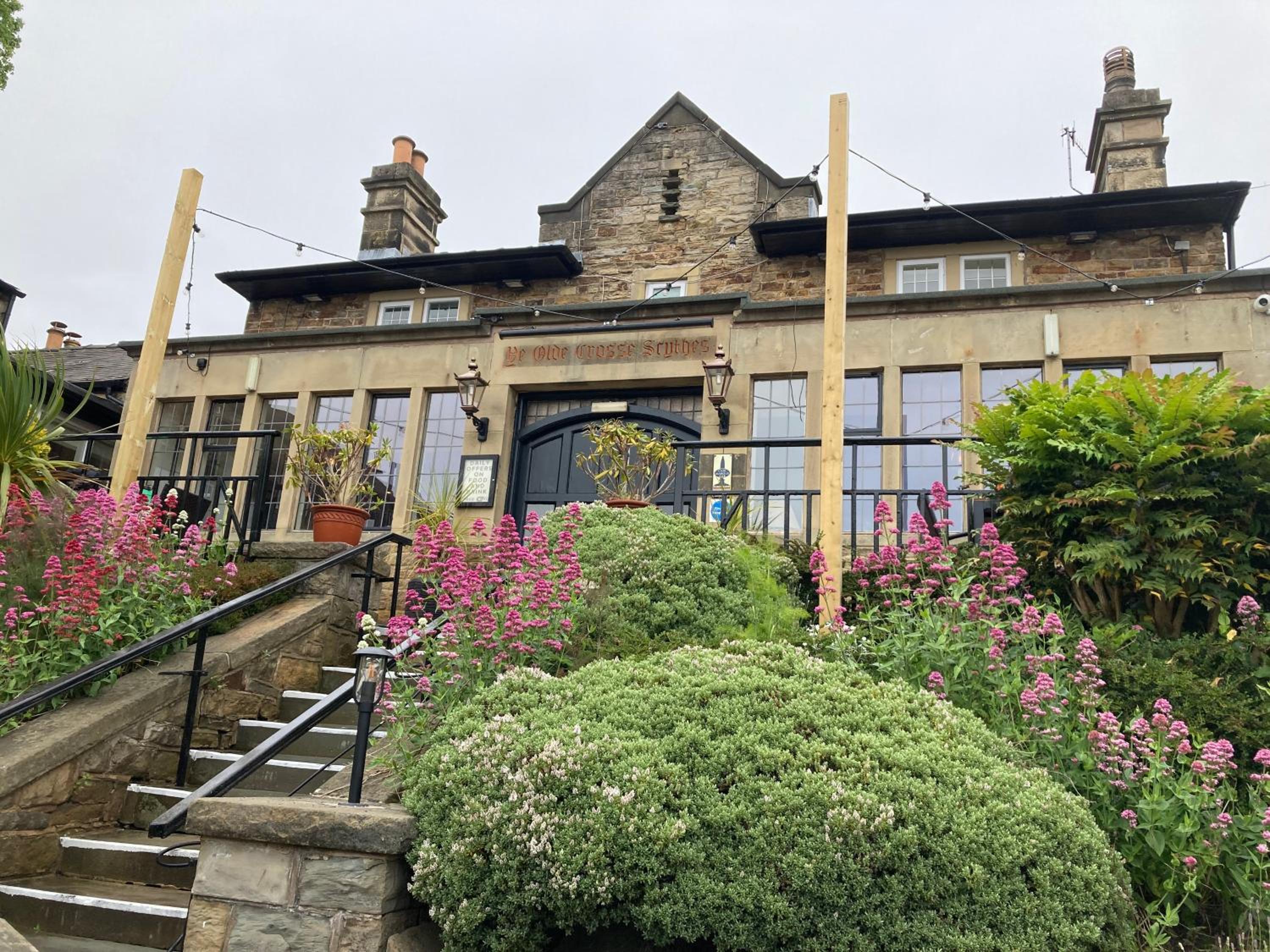 Hotel The Cross Scythes - Image 1