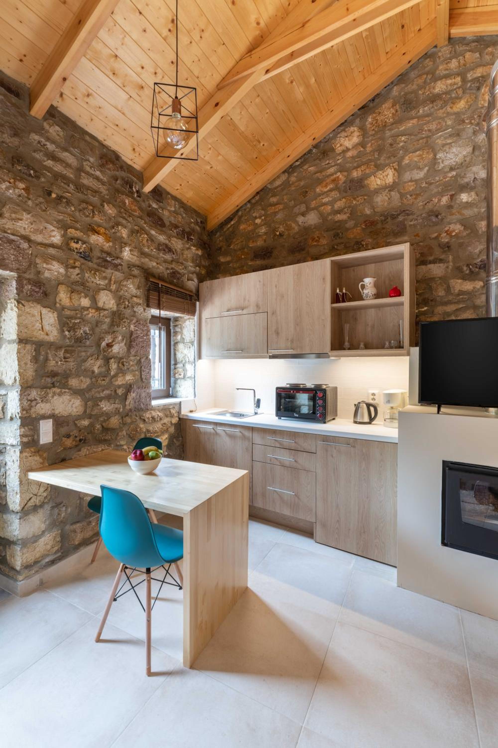 Fotoula's stone studio view 5