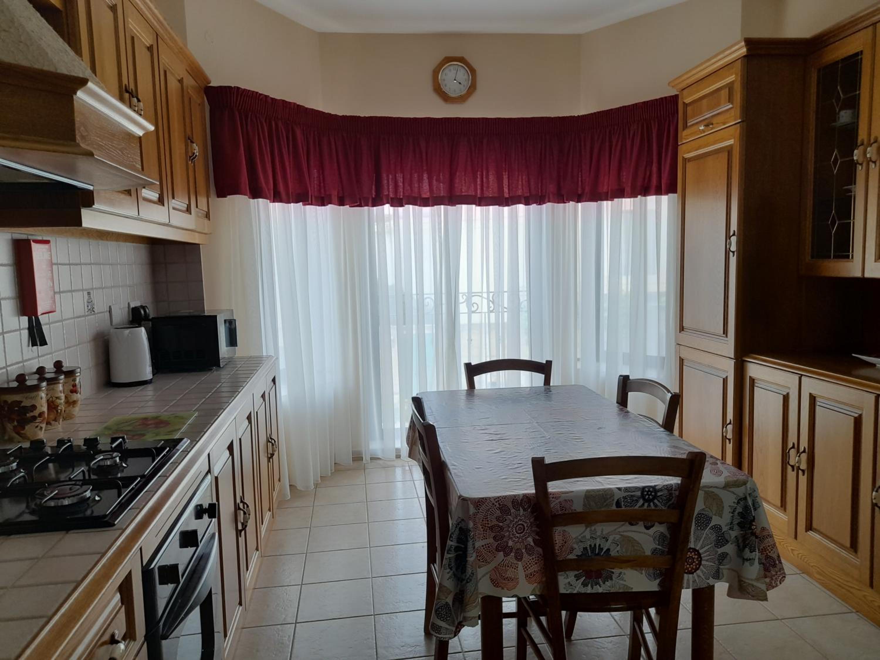Silver Shadow Holiday Maisonette view 2
