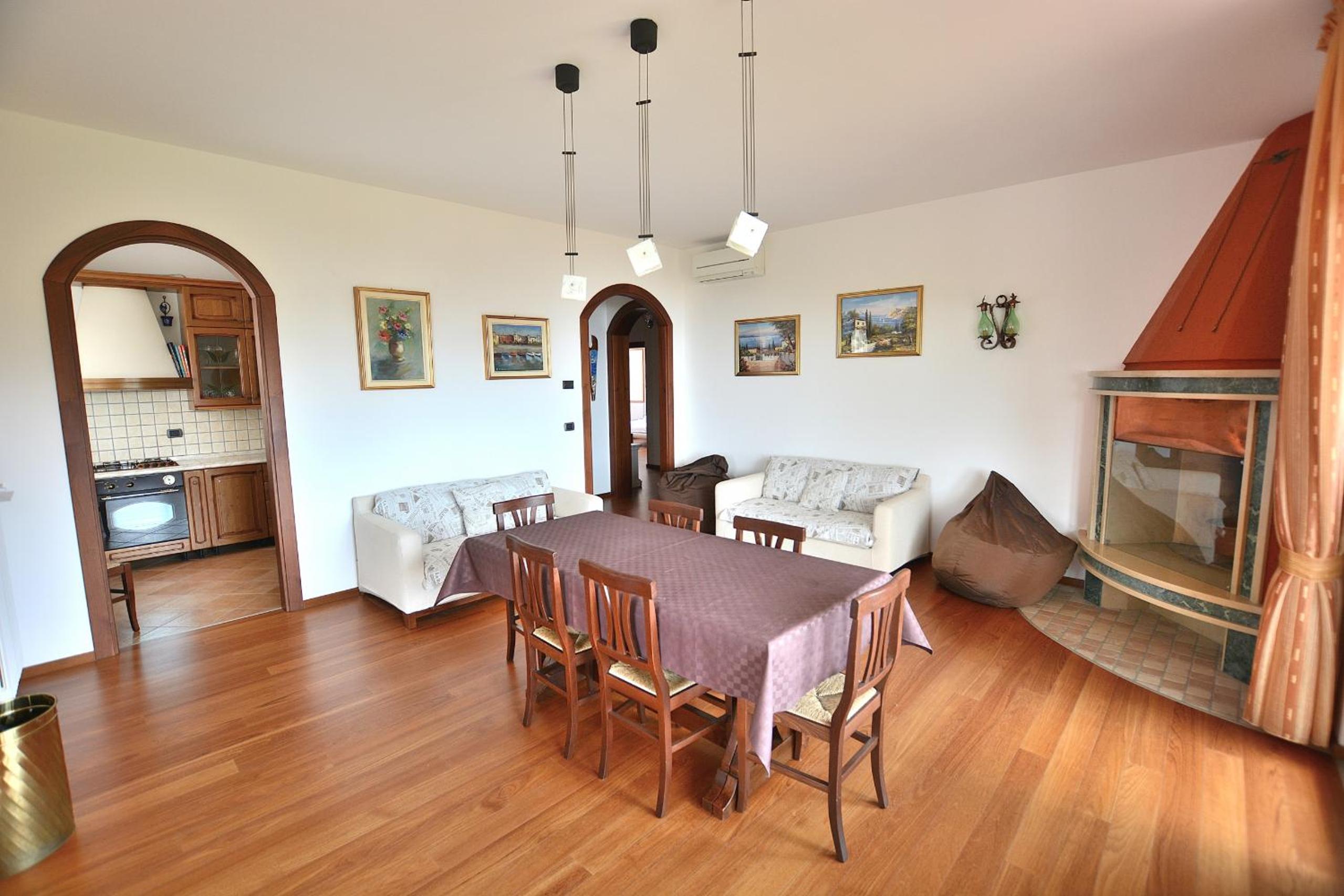 Orange Apartment In Marciaga di Costermano photo 4