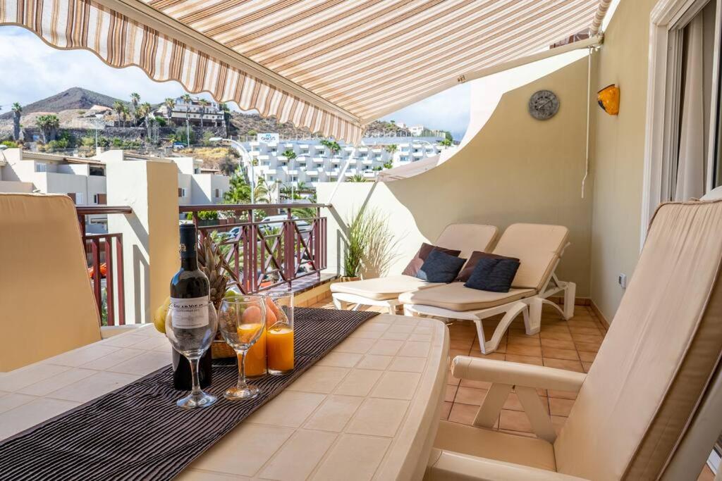 Hotel Los Cristianos | Dinastia | 2 Bedroom | Sleeps 4