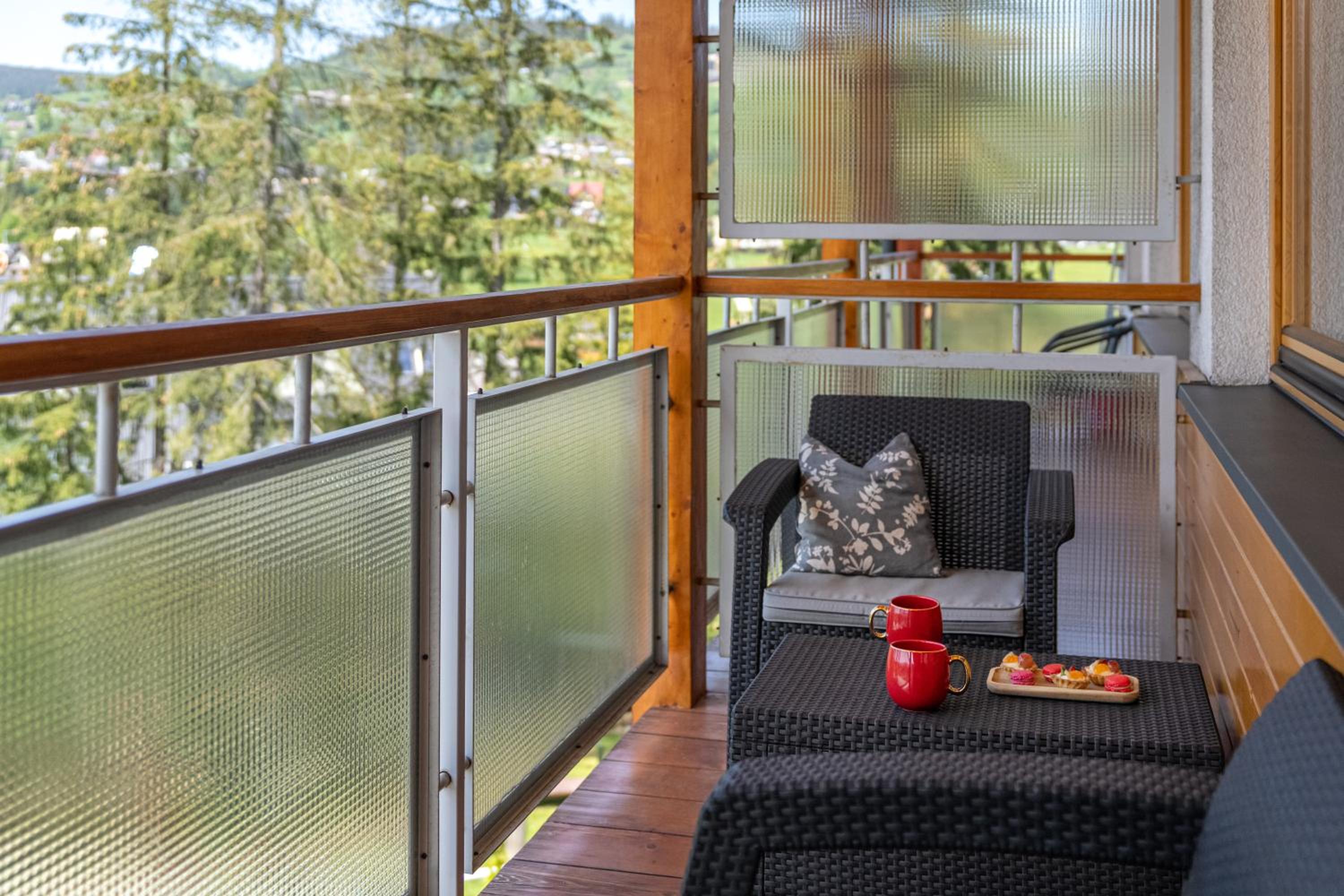 VivaApart Rodzinne apartamenty z basenem i widokiem na Giewont
