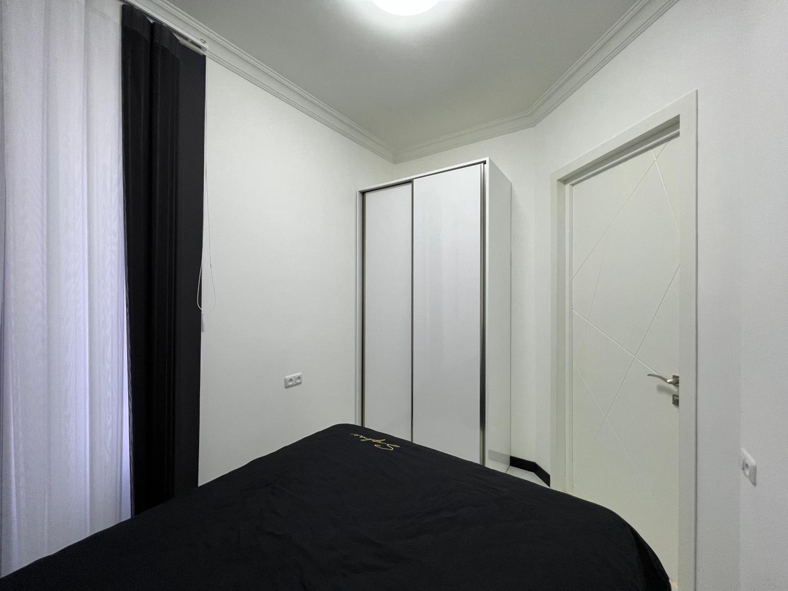Mesrop Mashtots Avenue 3, 1 bedroom New Euro Renoavted, Modern apartment PR311