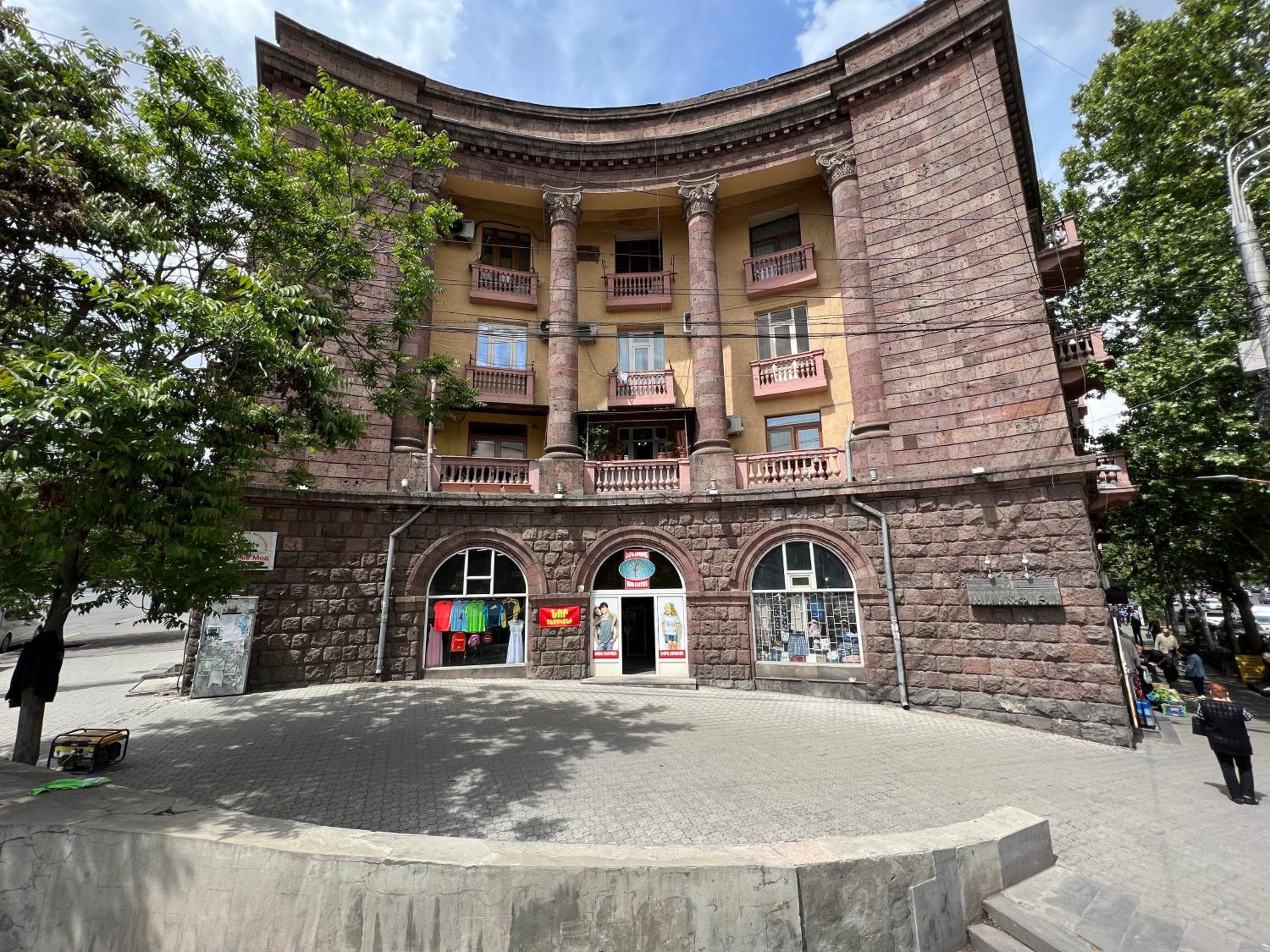 Mesrop Mashtots Avenue 3, 1 bedroom New Euro Renoavted, Modern apartment PR311
