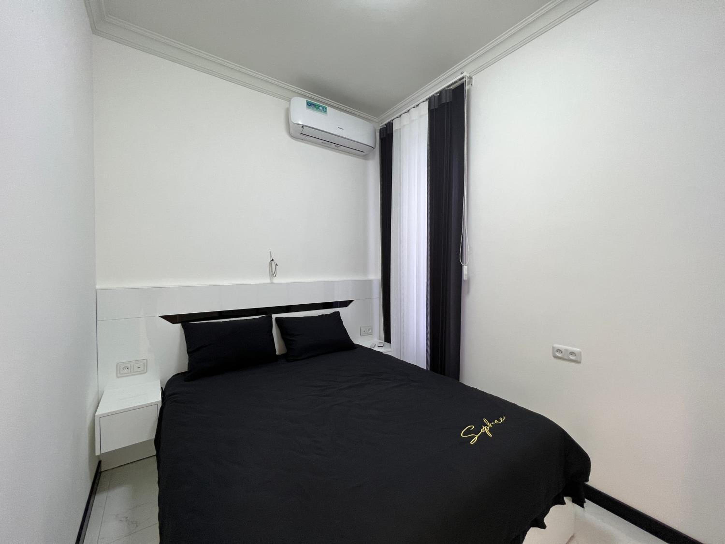 Mesrop Mashtots Avenue 3, 1 bedroom New Euro Renoavted, Modern apartment PR311