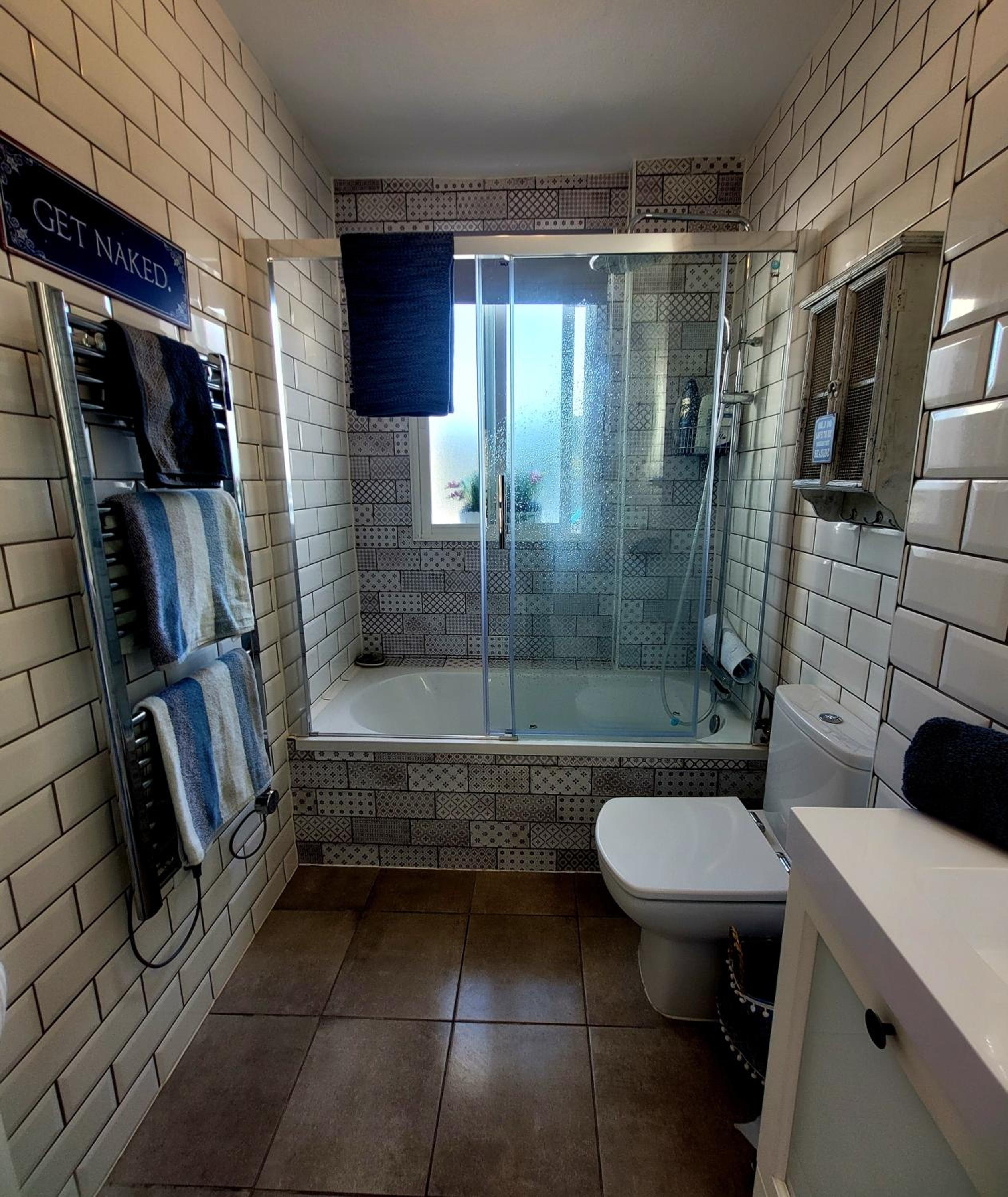 Benahavis Village Penthouse Apartment, 2 Bedrooms, Stunning Views, Swimming Pool !! view 2