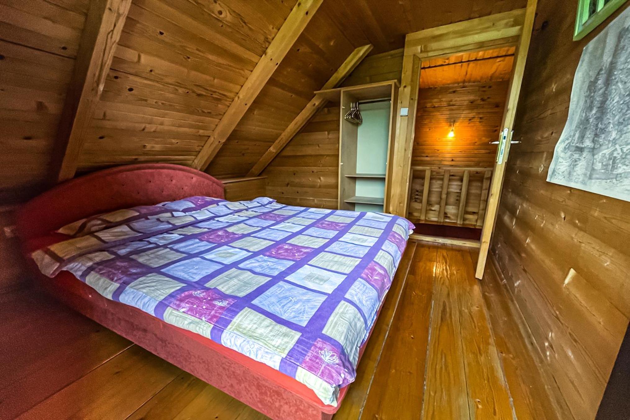 Cottage Walnut view 3