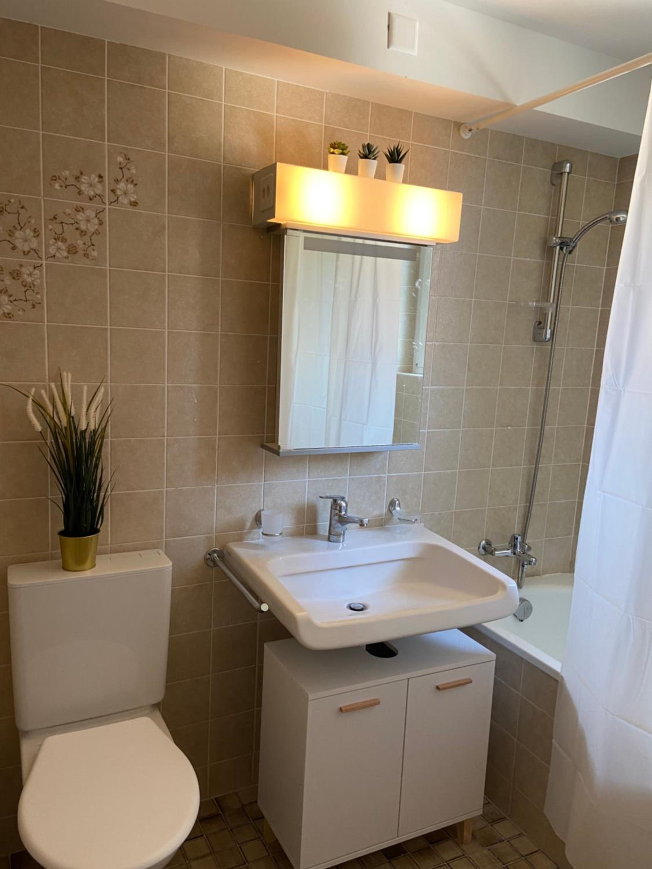 Charming 3 Bedroom Duplex