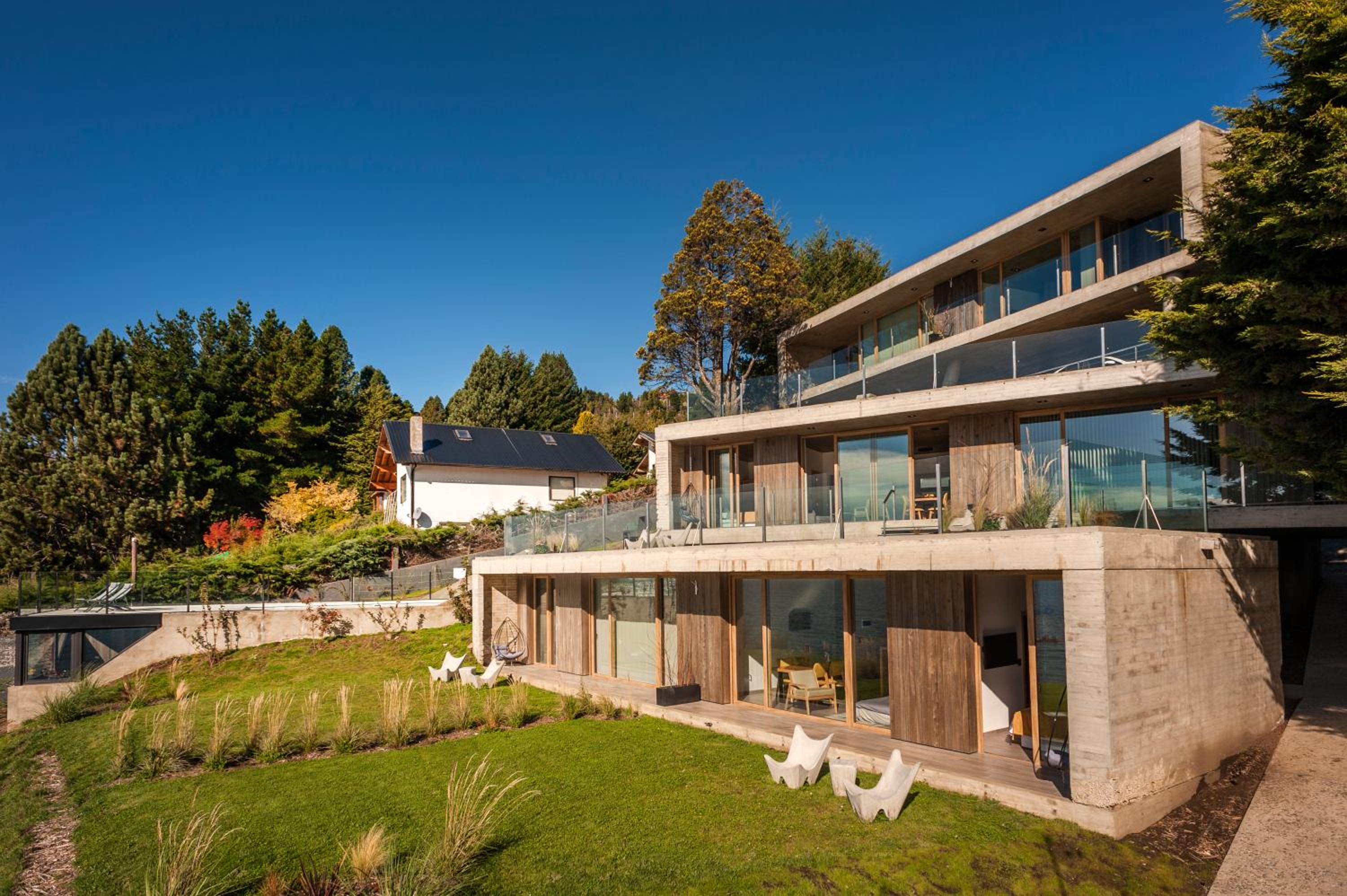 Wa One Lake Homes
