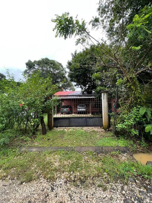 Casa Dulce Nombre