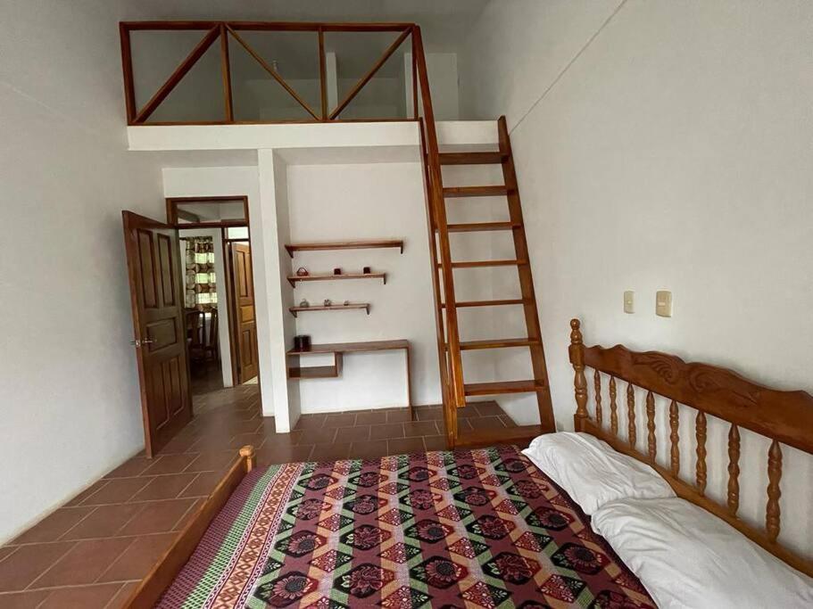 Casa Dulce Nombre
