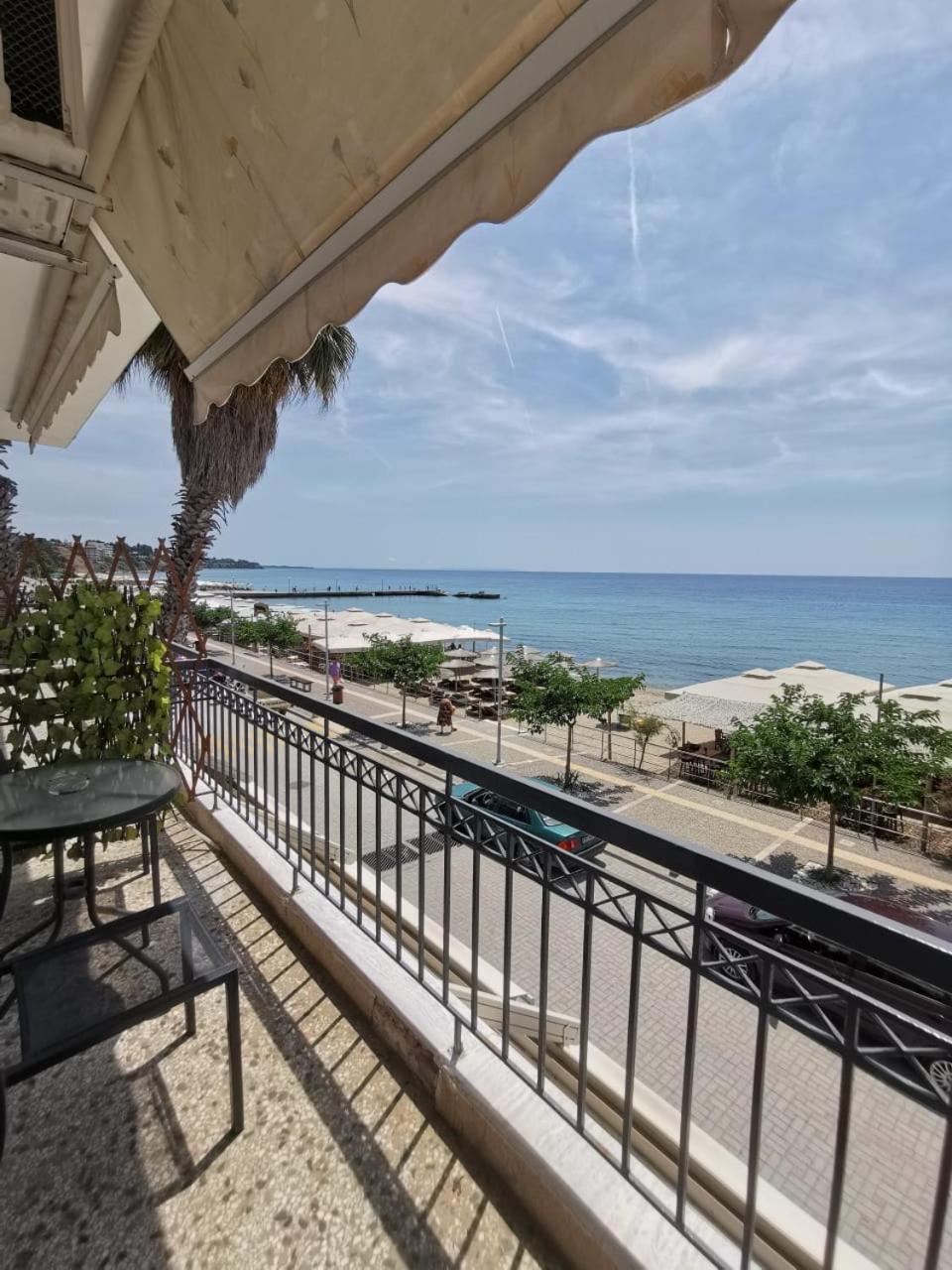 Greekhome Seaside Apartment photo 2