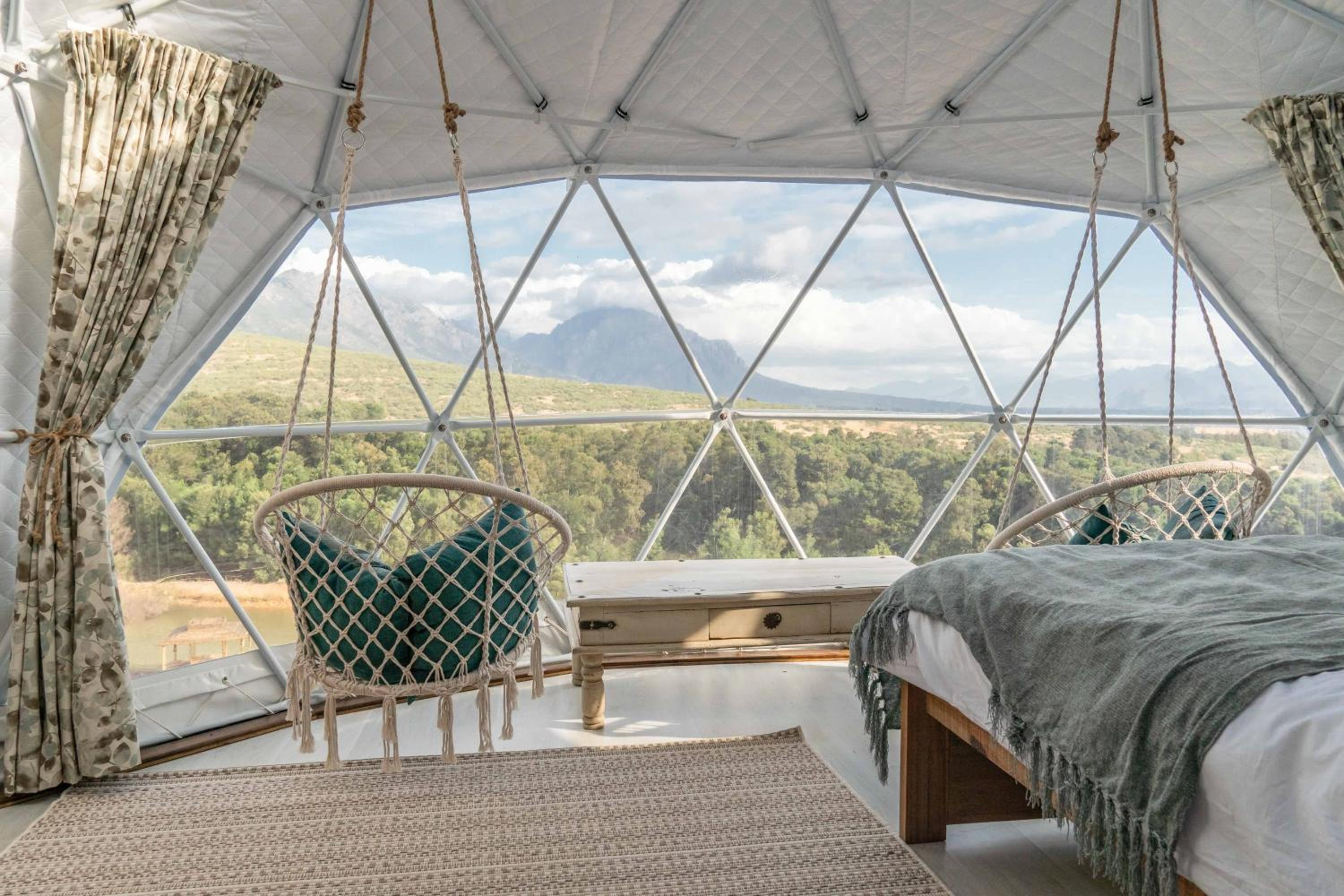 Moonrise Dome - La Bruyere farm view 5