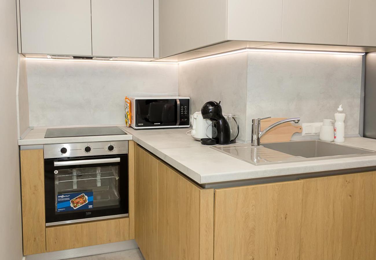Sea Garden Varna - 2BD Flats with Desk & Balcony