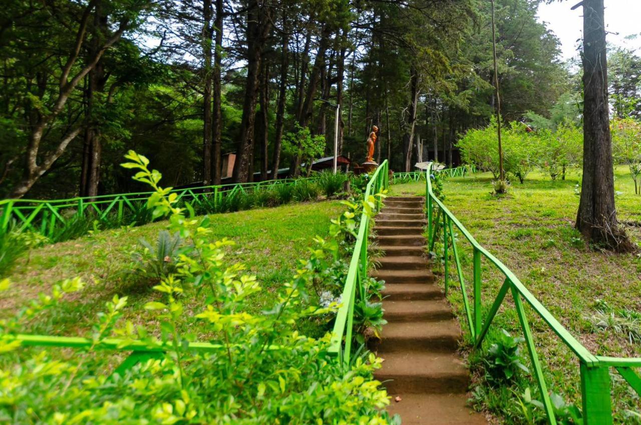 Cabañas Lunas del Poás