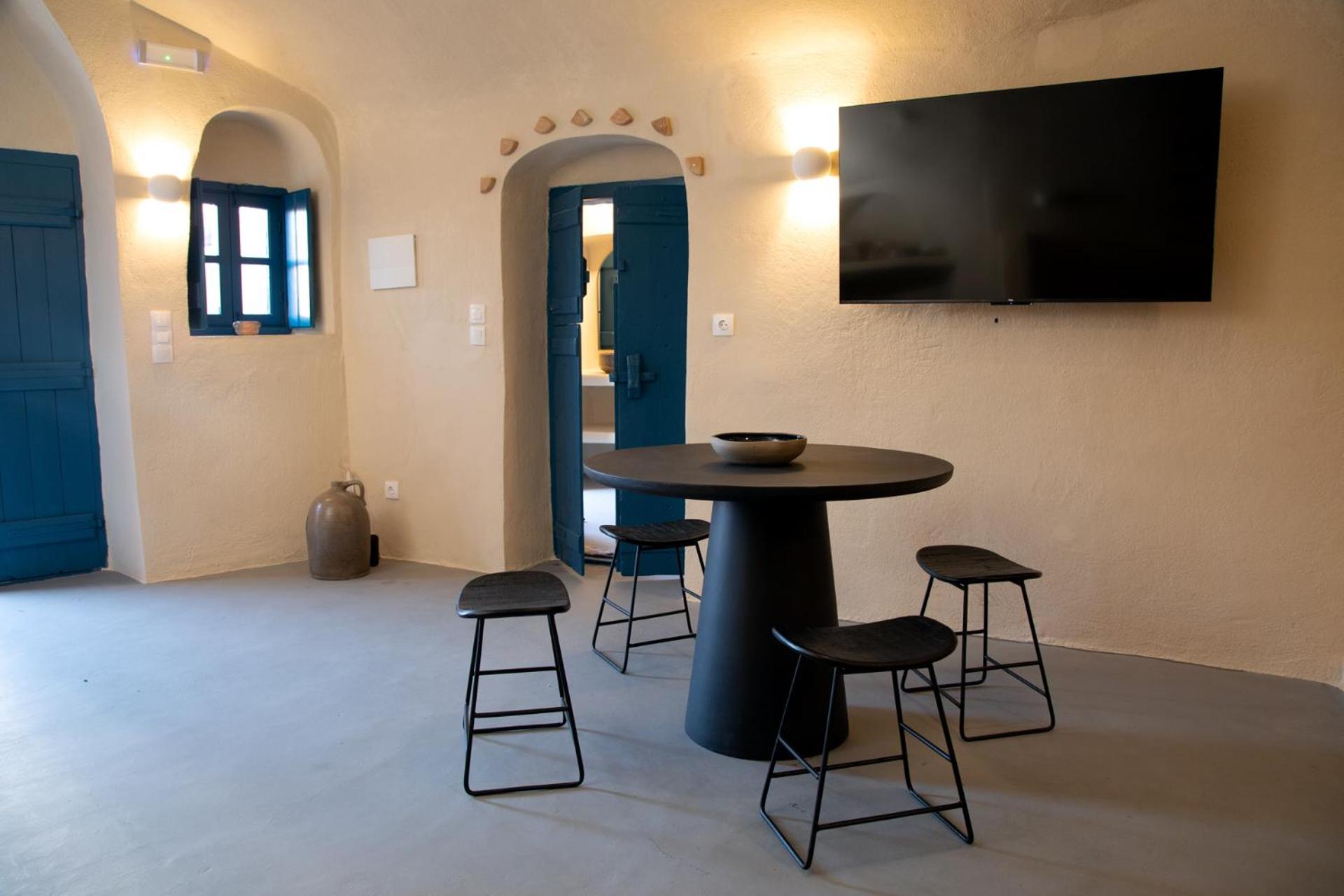 Amphora Villas Oia Santorini photo 5