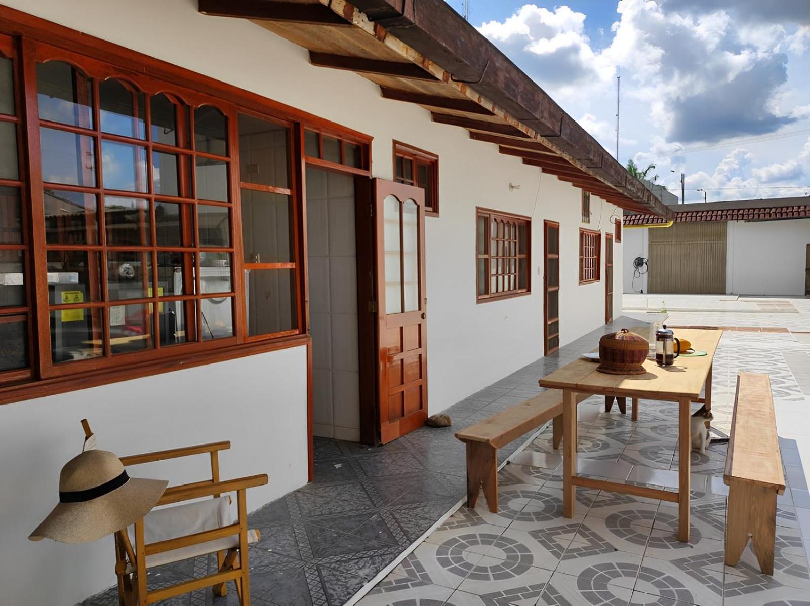 LETICIAS GUEST HOUSE
