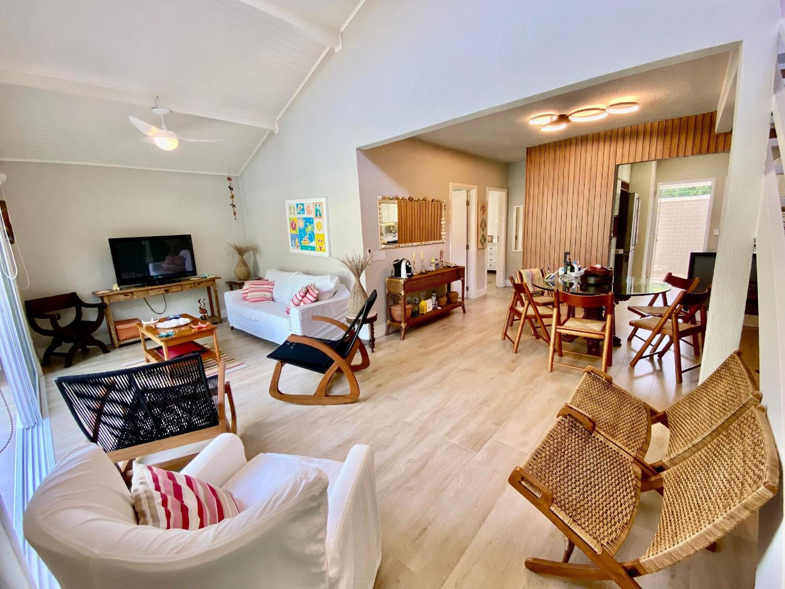 Charming and Modern House - Privileged location