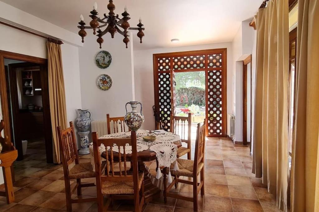 Casa Rural Emilia