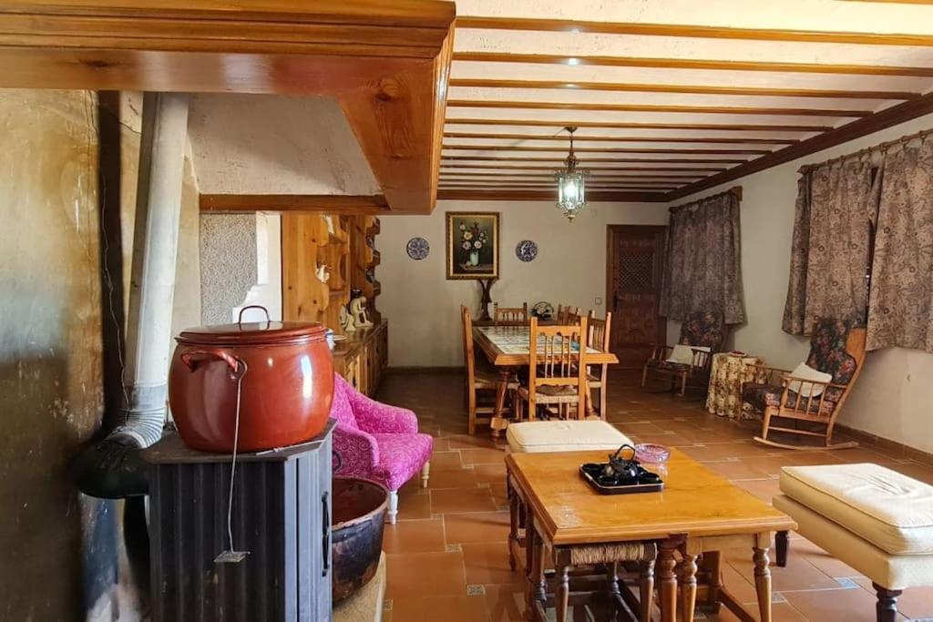 Casa Rural Emilia