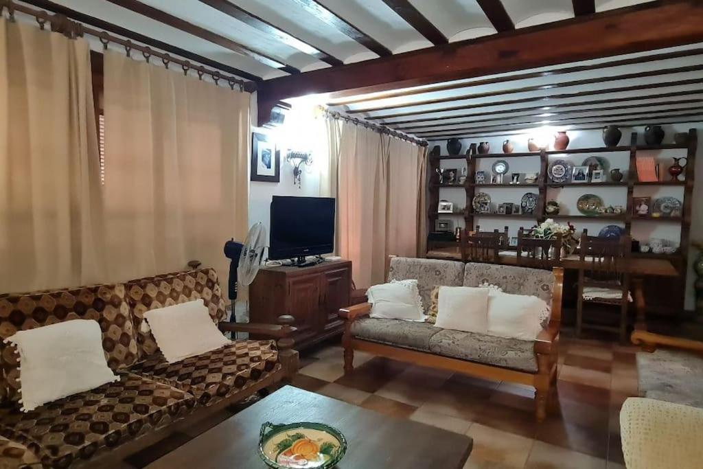 Casa Rural Emilia