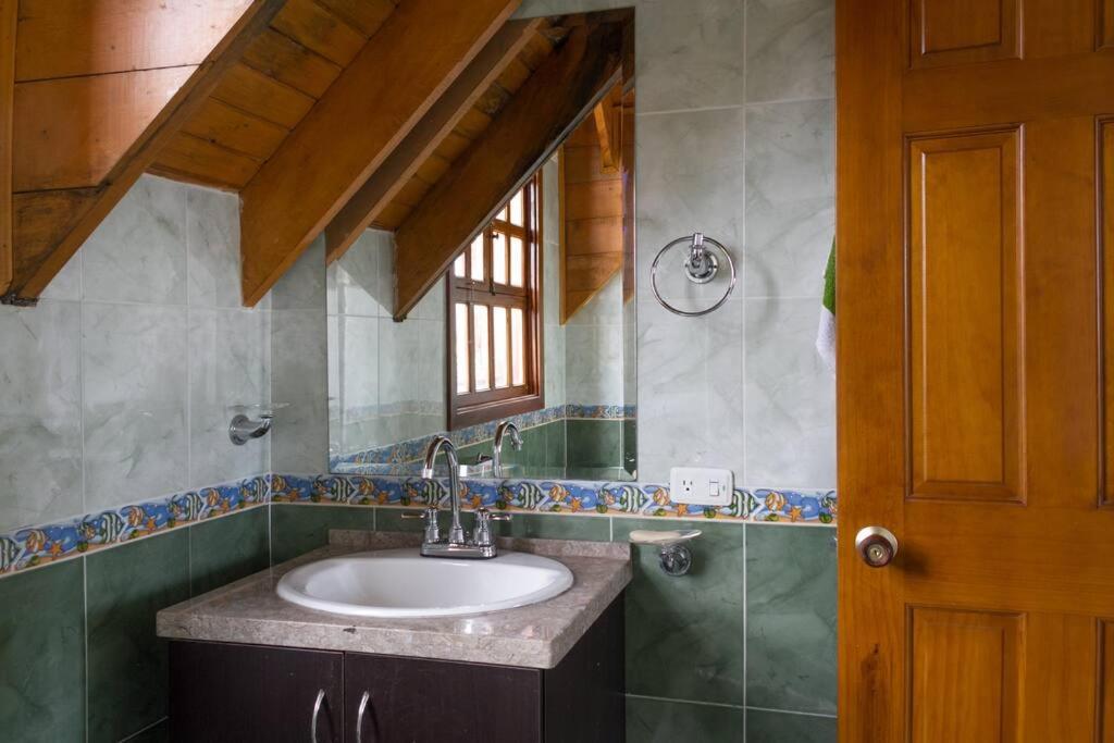 Hermoso Chalet Edelweiss en Guasca