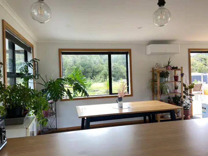 Enchanted Retreat in Greymouth Shared with Host view 3