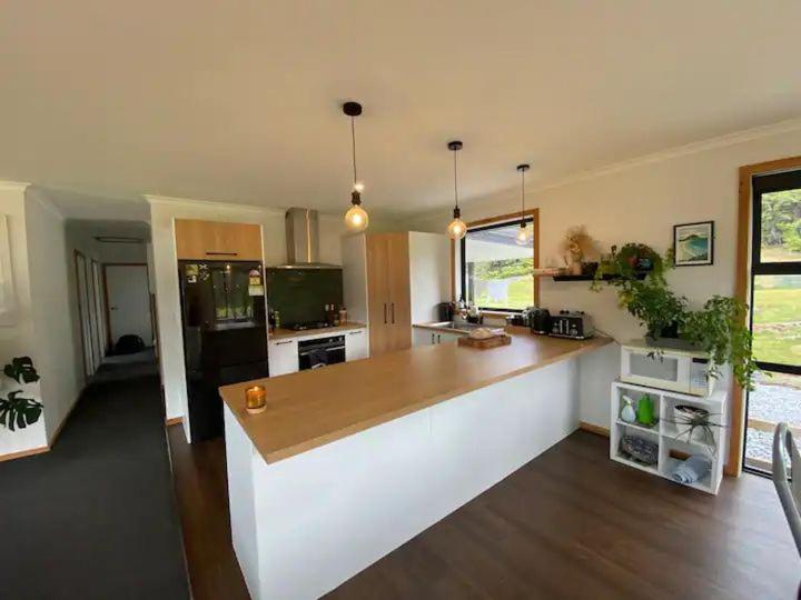 Enchanted Retreat in Greymouth Shared with Host view 4