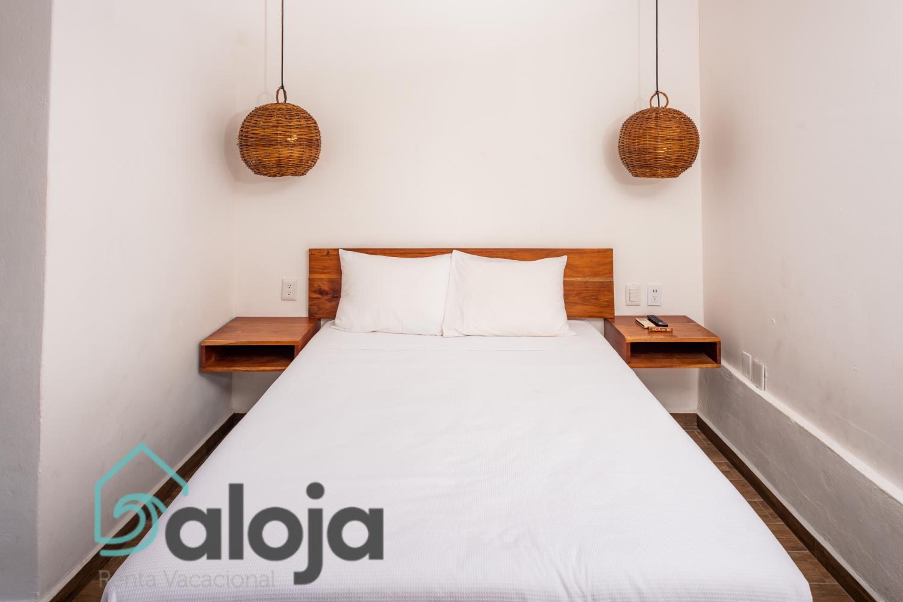 VIca Guest House Cancun - By Aloja RV — photo 35