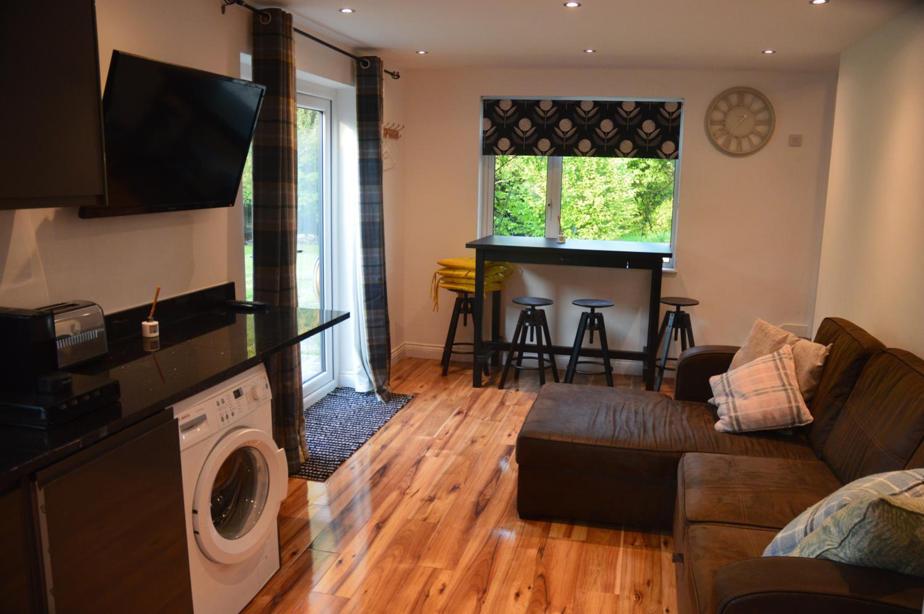 The Annexe @ Woodland view 5