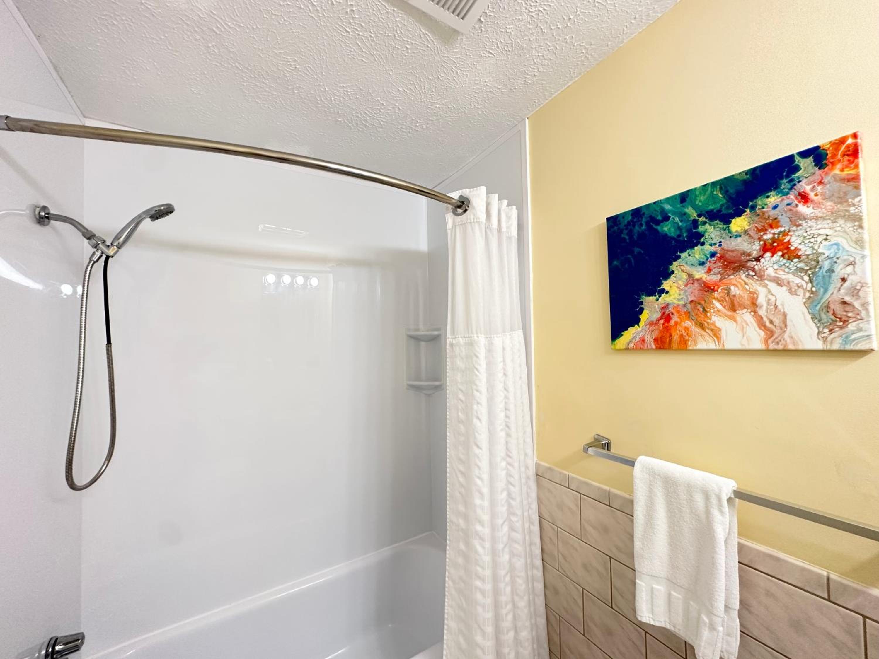 Abellona Inn & Suites