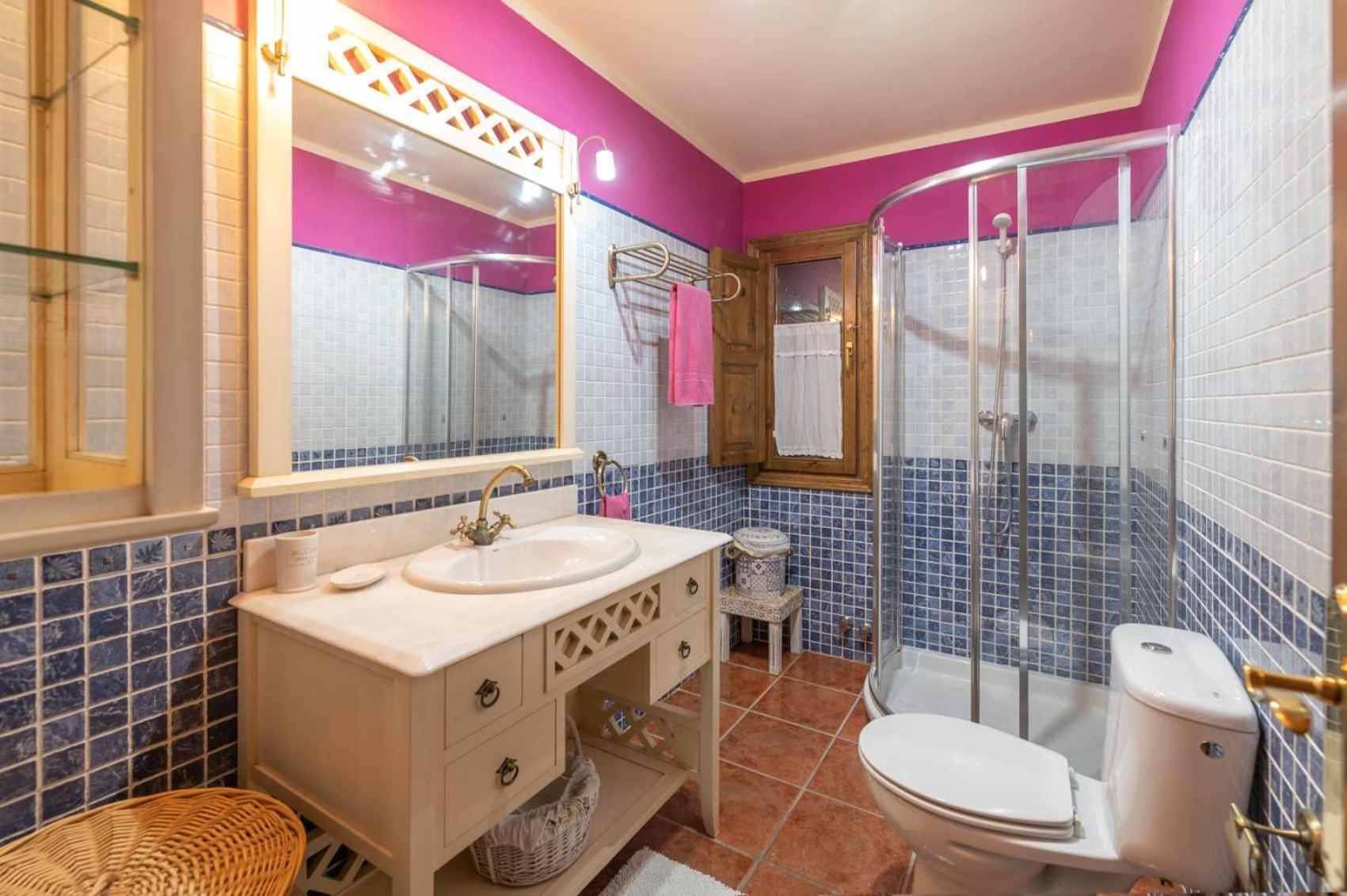 Llanes Villa con Piscina y Jardín – Las Ardillas