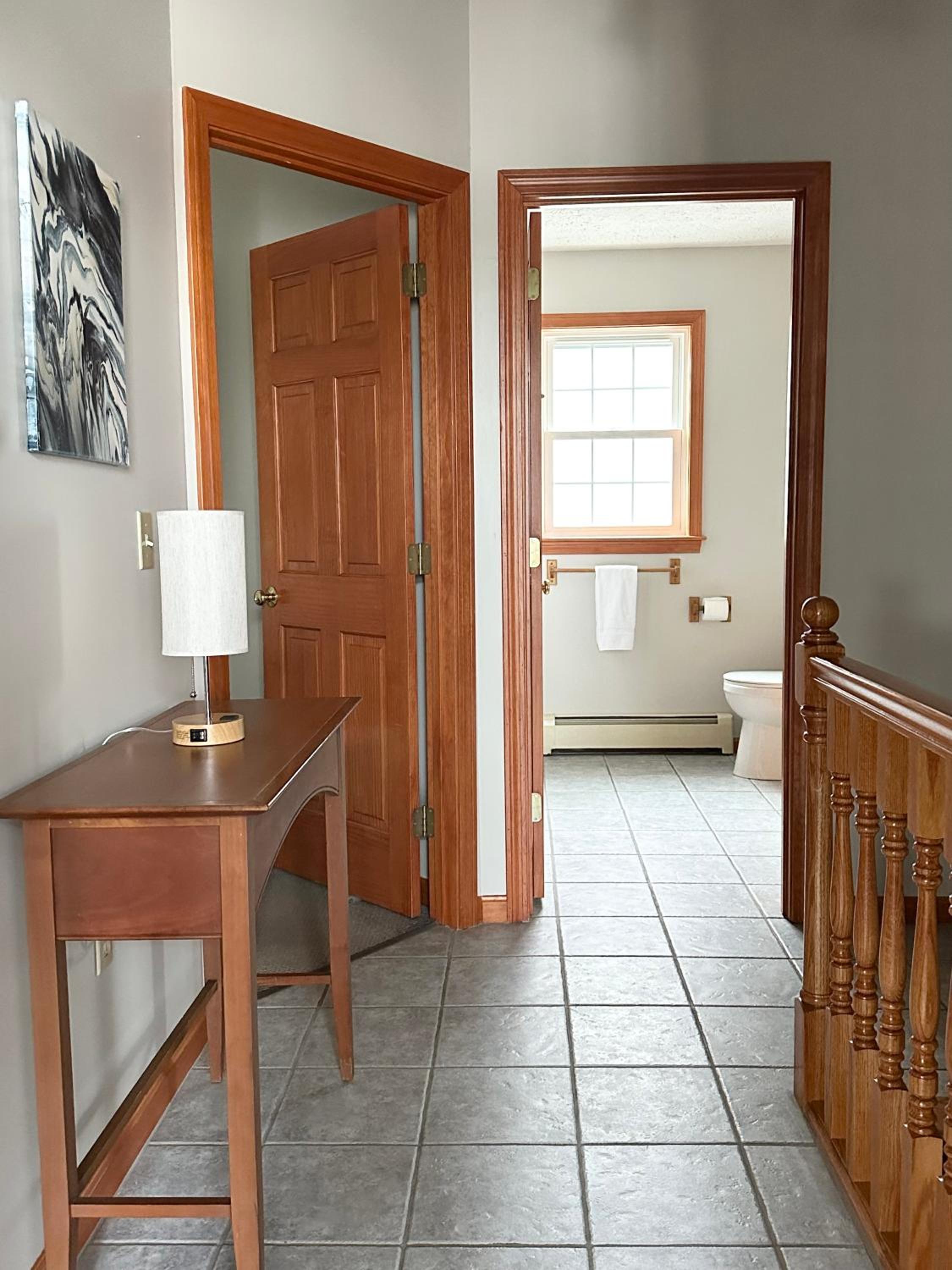 Abellona Inn & Suites