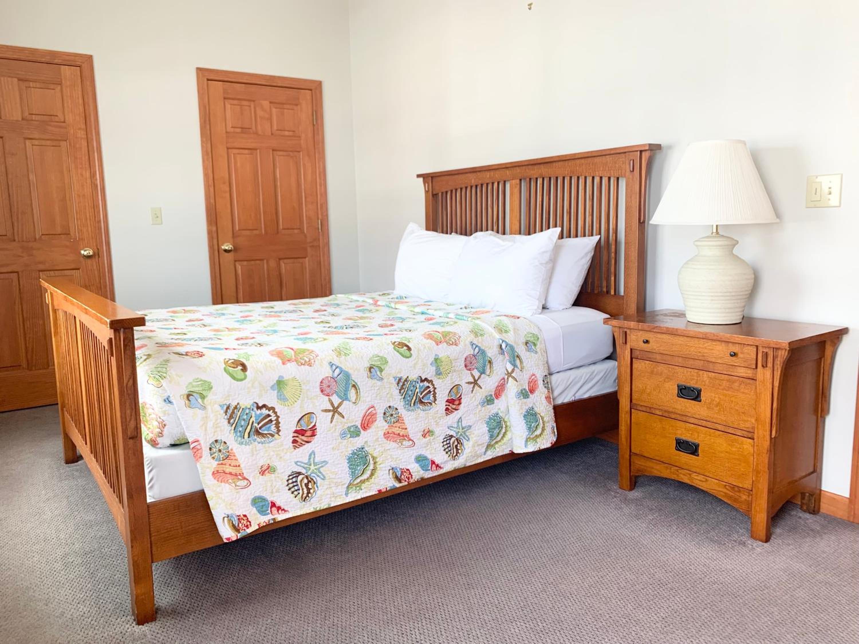 Abellona Inn & Suites