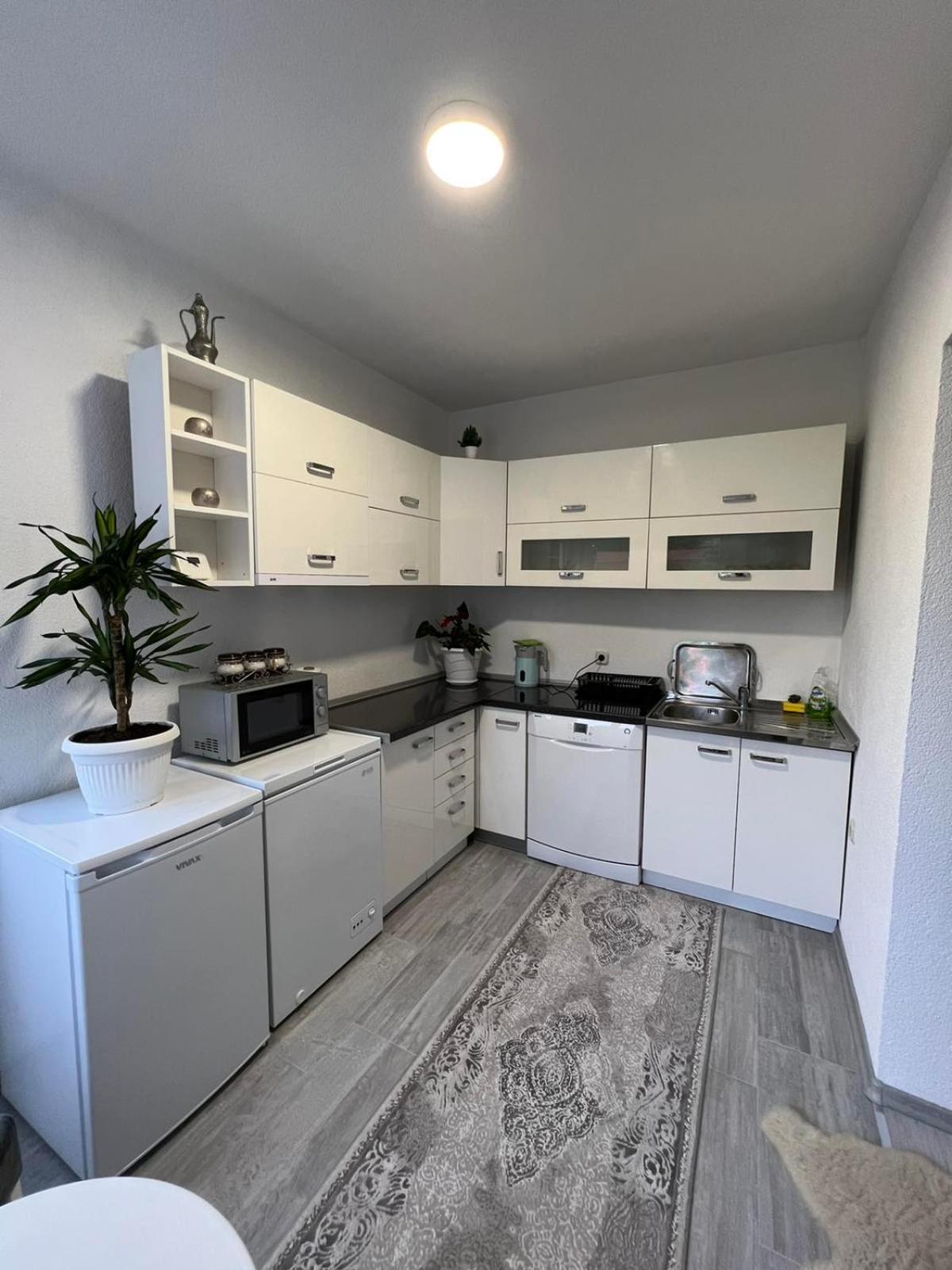 Apartman Royal sa GARAŽOM i KLIMOM