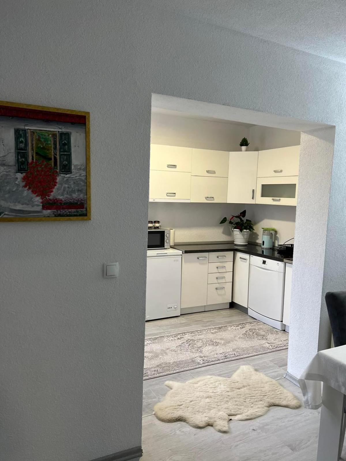 Apartman Royal sa GARAŽOM i KLIMOM