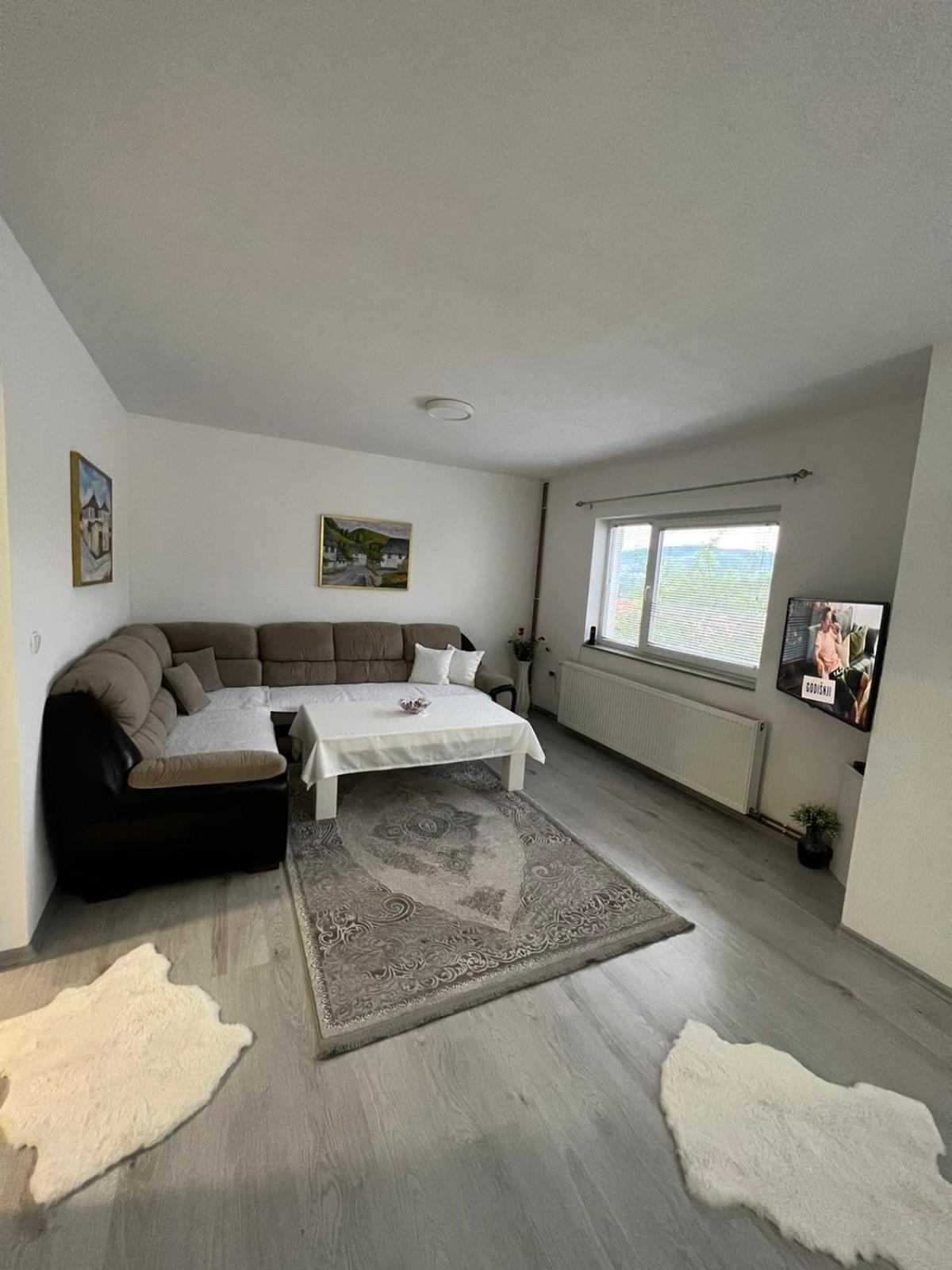 Apartman Royal sa GARAŽOM i KLIMOM