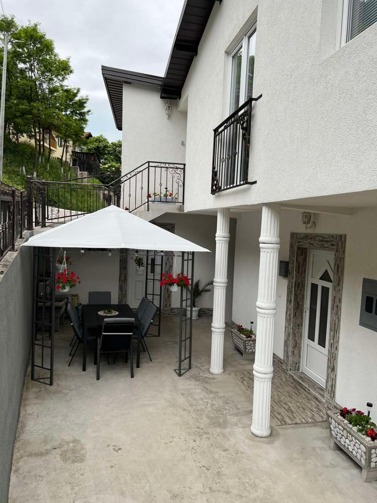 Apartman Royal sa GARAŽOM i KLIMOM