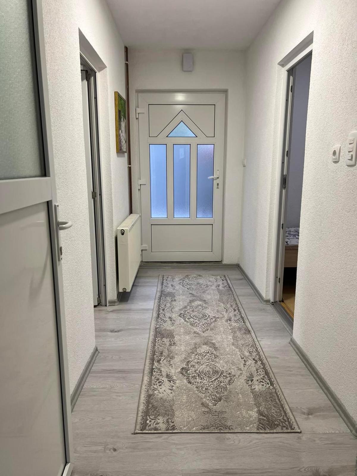 Apartman Royal sa GARAŽOM i KLIMOM
