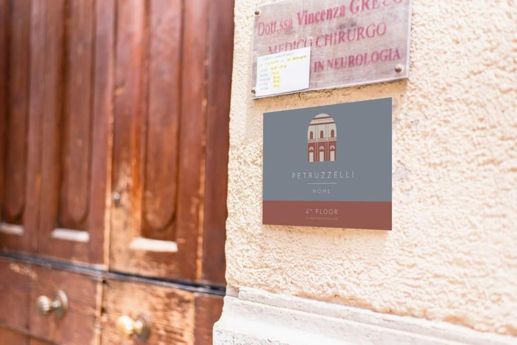 Petruzzelli Home