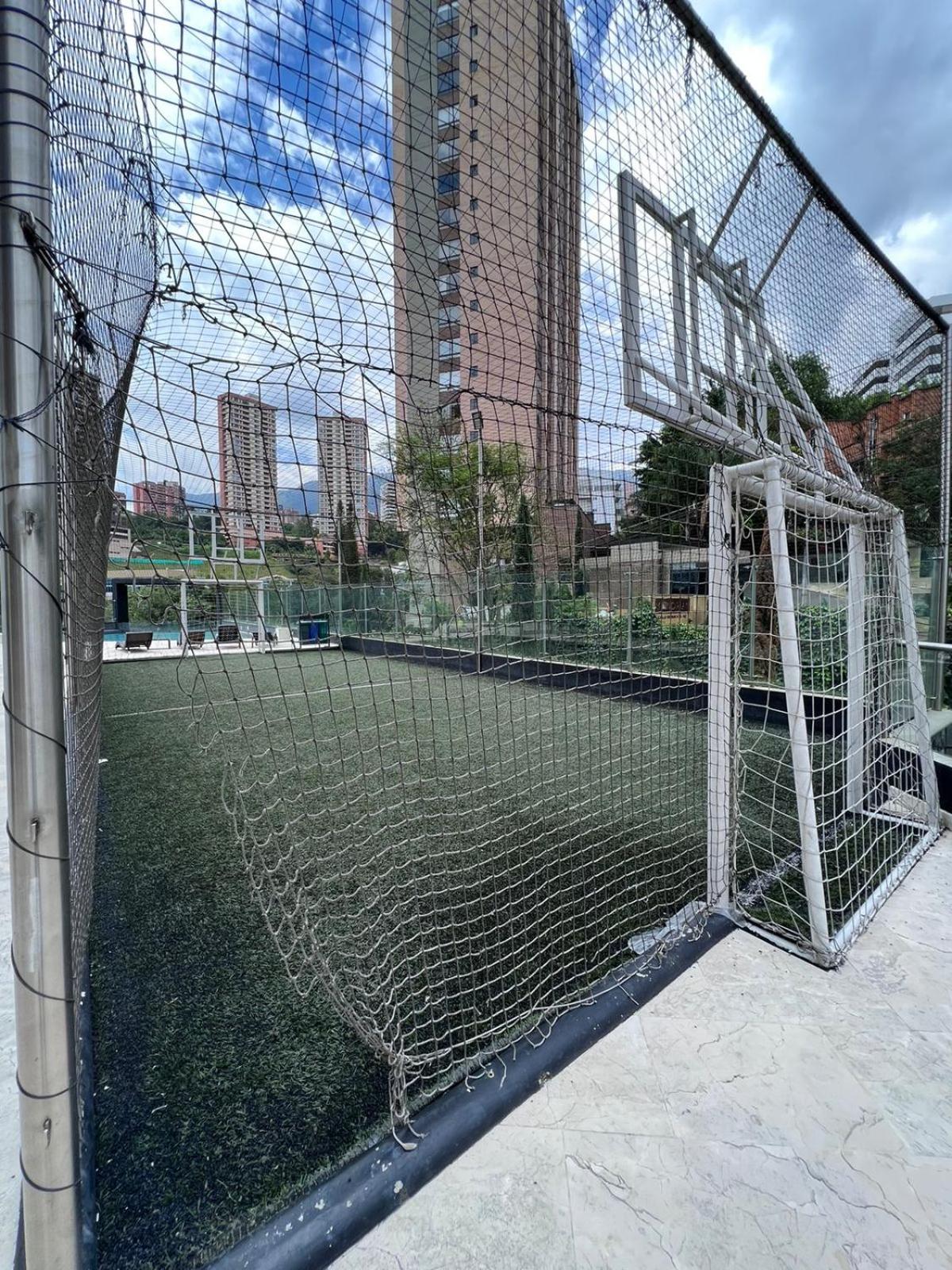 Spacious Apartments with High views from Poblado