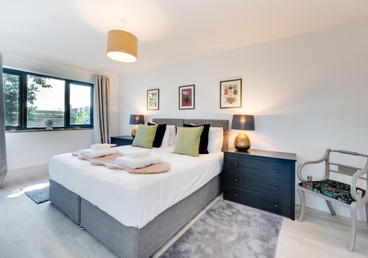 5 Bed in Briston oc-2304