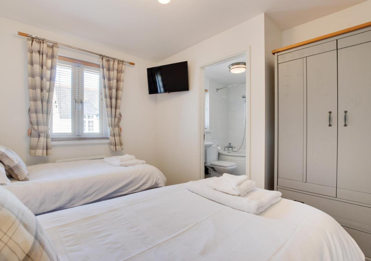 2 Bed in Padstow oc-p00481