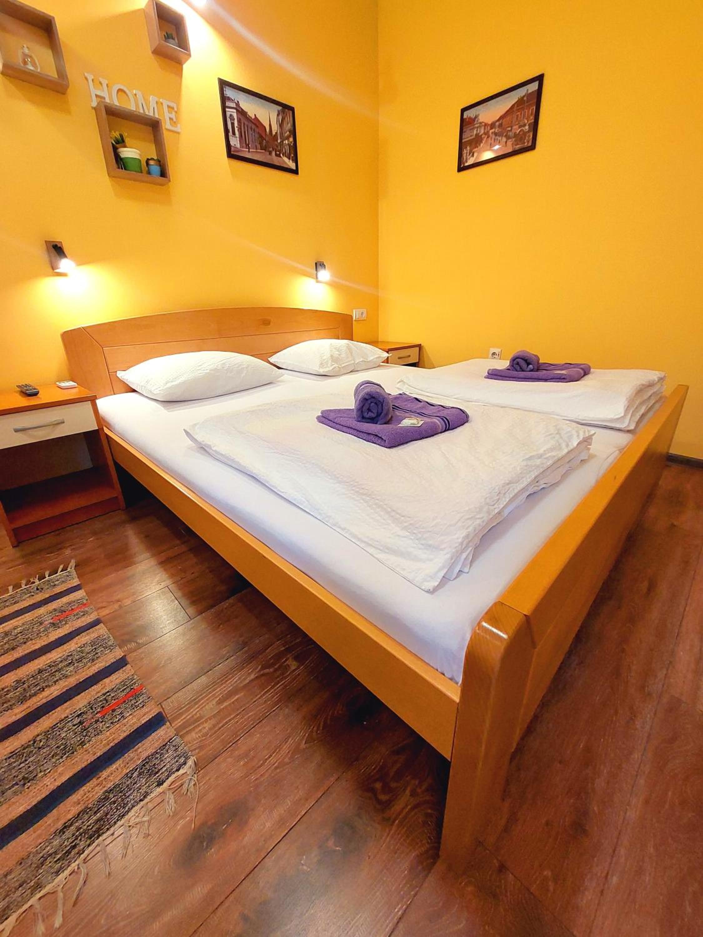 Smestaj Centar Novi Sad,Motorcycle Friendly
