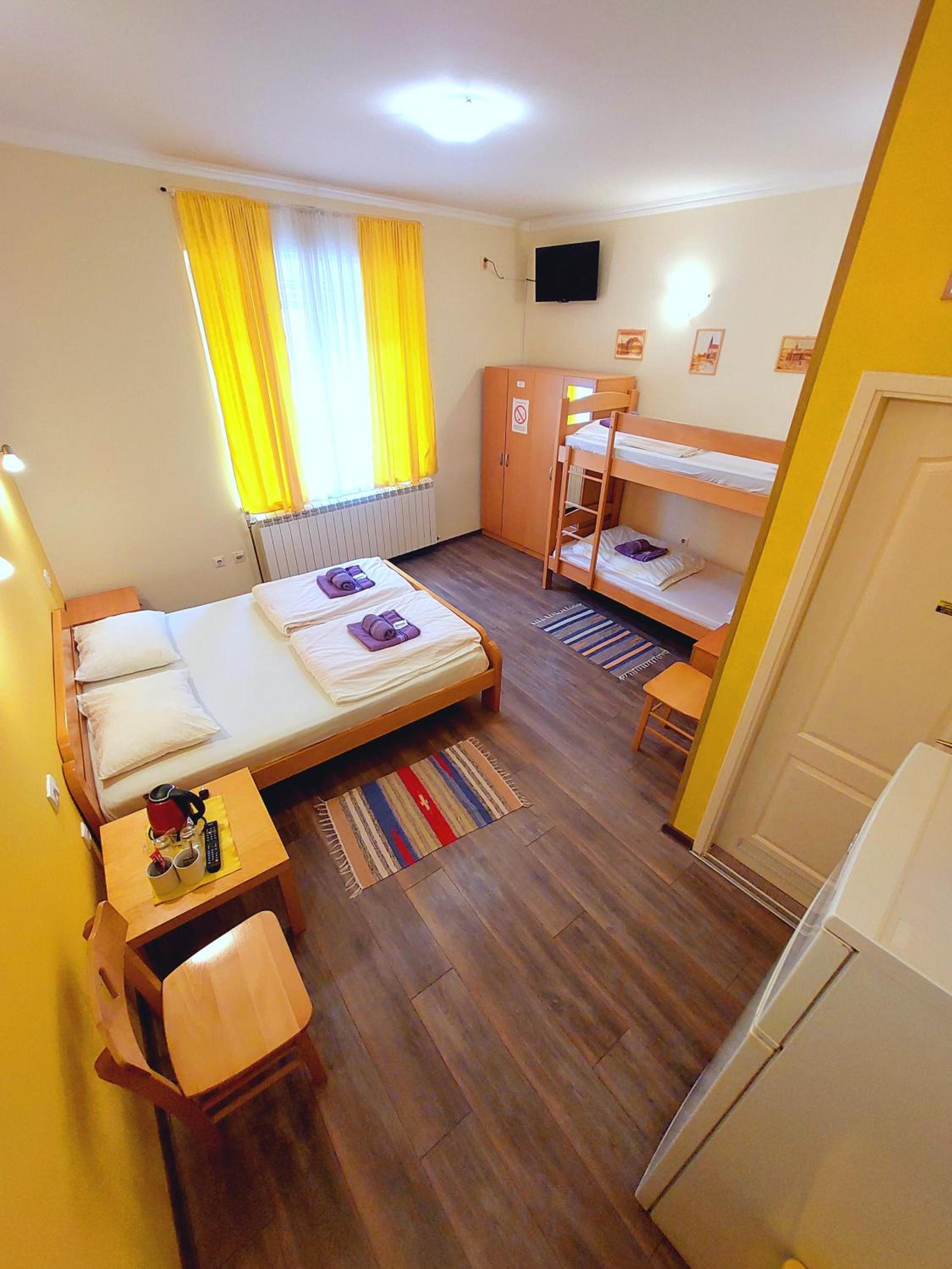Smestaj Centar Novi Sad,Motorcycle Friendly