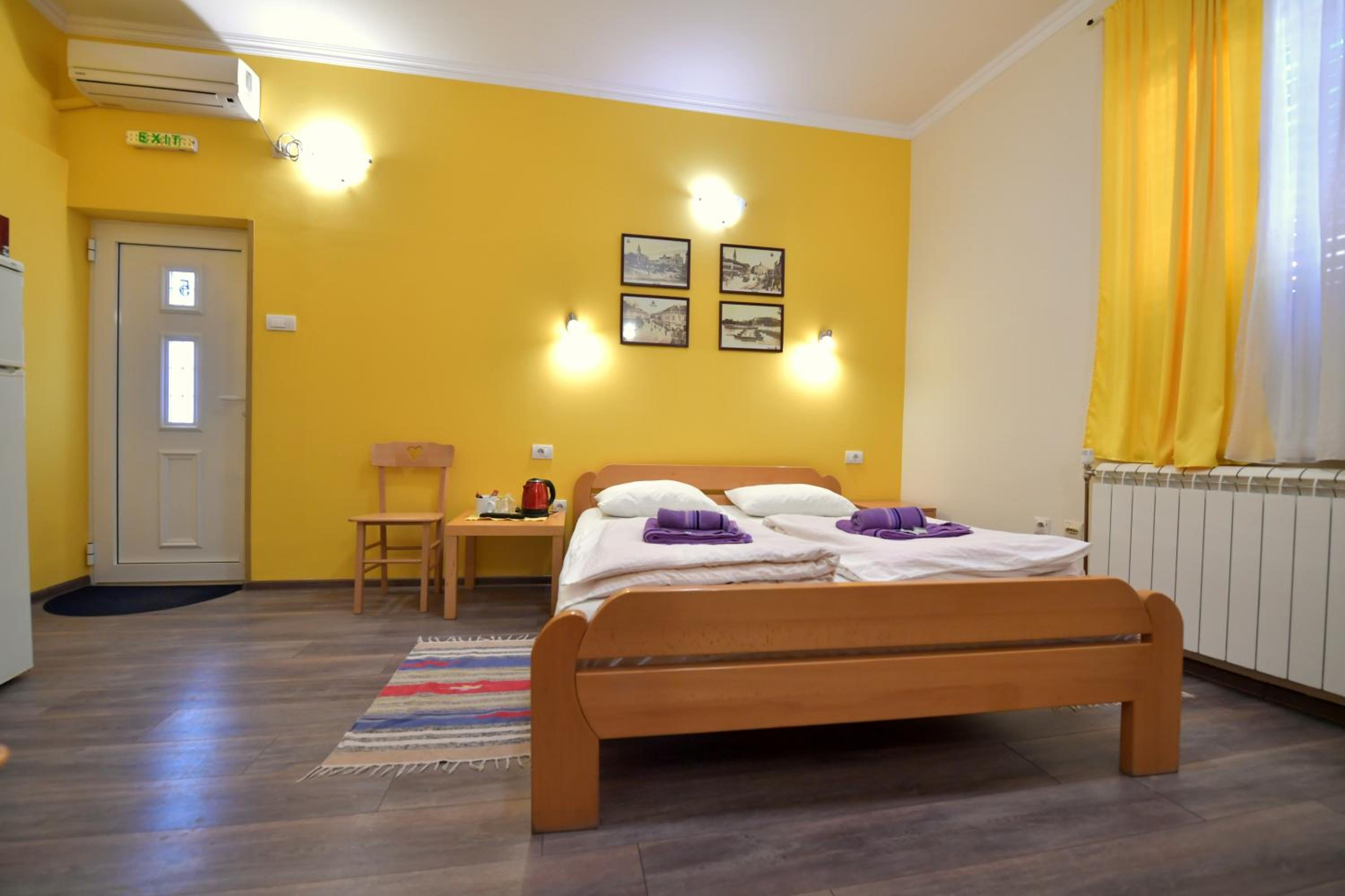 Smestaj Centar Novi Sad,Motorcycle Friendly