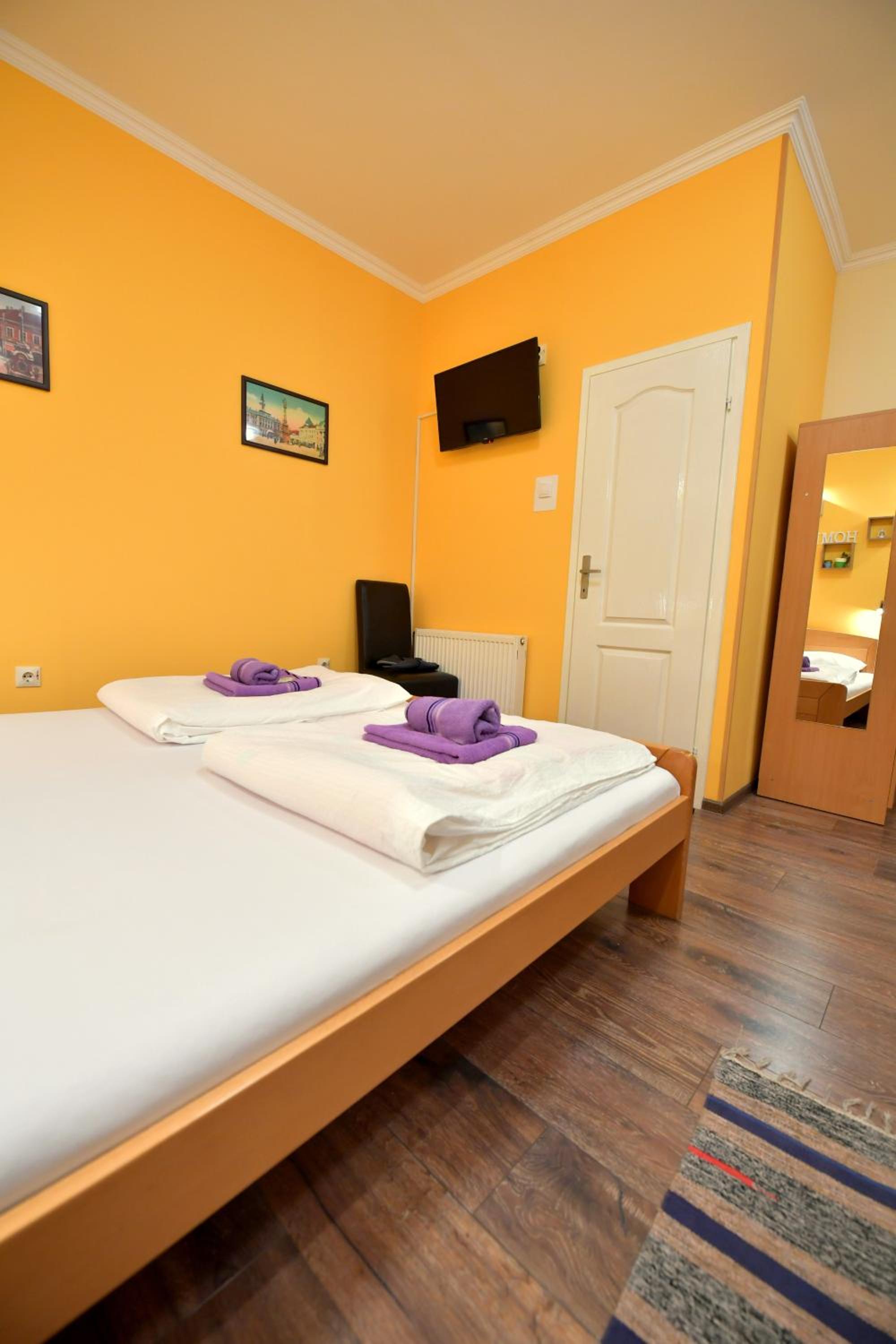 Smestaj Centar Novi Sad,Motorcycle Friendly